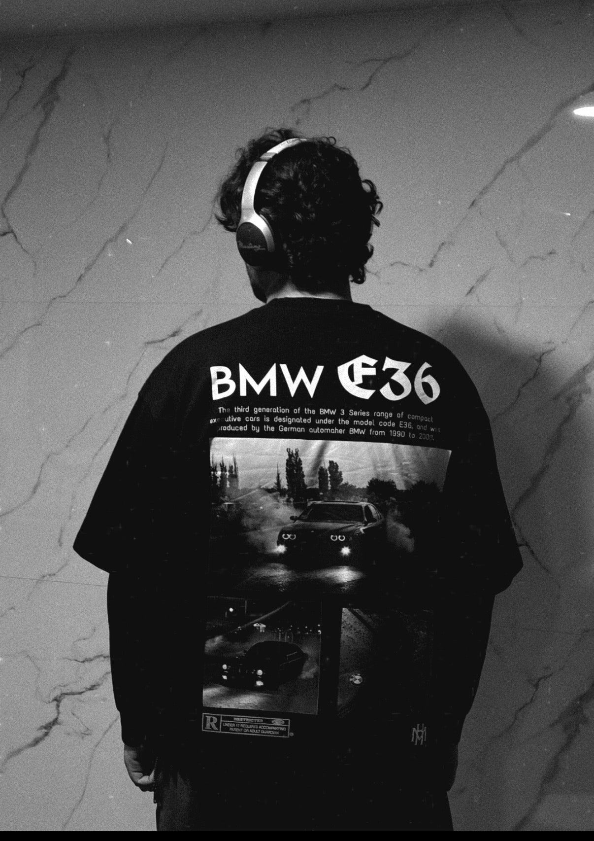 BMW E36 Space black, Back Print Oversized T-shirt (240gsm)